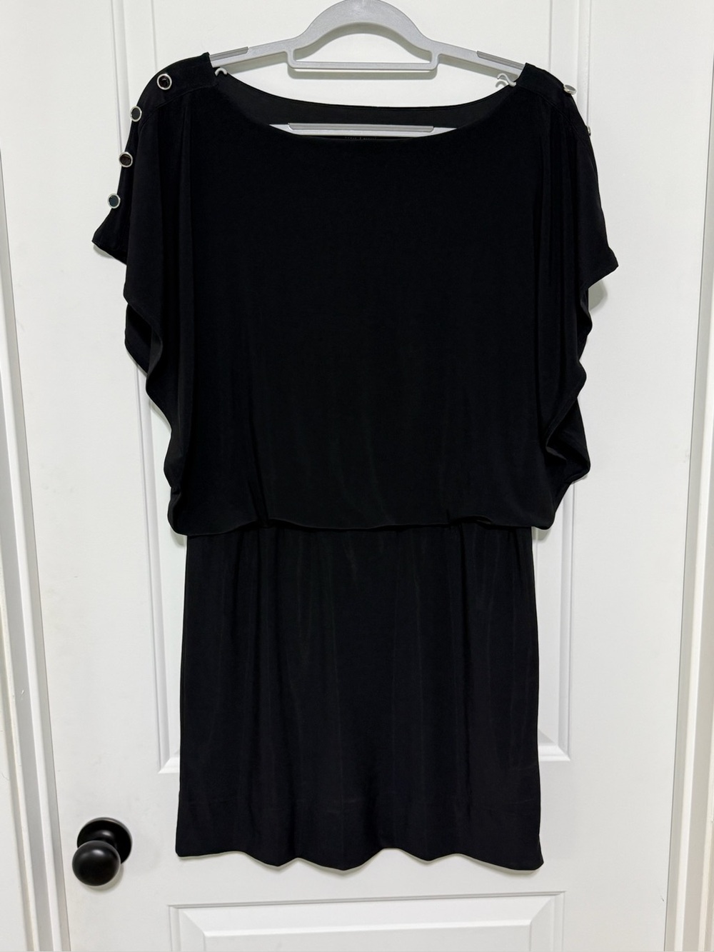 NWOT White House Black Market Blouson Dress Black
